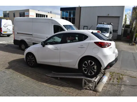 Mazda 2 1.5 Skyactiv-G Skylease GT Leer Navi (bj 2016)