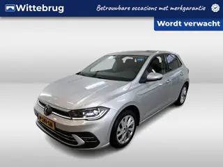 Volkswagen Polo 1.0 TSI Style / AUTOMAAT/ PARK. SENSOREN/ IQ. LIGHT/ DIGITAL DASHBOARD/ ADAPT. CRUIS