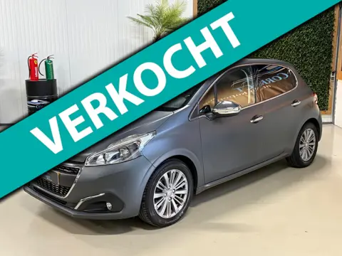 Peugeot 208 1.2 PureTech Allure|110PK|Automaat|Pano|Cruise|Airco|