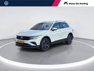 Volkswagen Tiguan 1.5TSI/150PK Life Business DSG · Navigatie · Apple/Android Car Play ·  Trekhaak · 