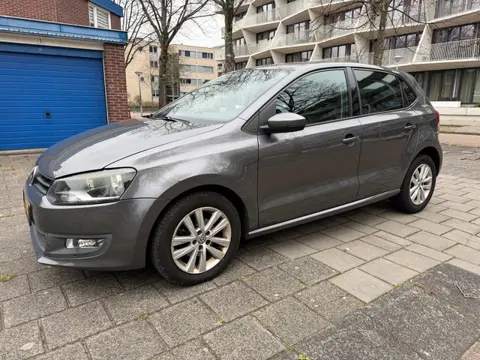 Volkswagen Polo 1.4-16V Highline