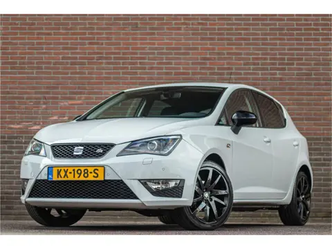 SEAT Ibiza 1.0 EcoTSI FR Connect, Navigatie, Stoelverwarming, Parkeersensor, Trekhaak.