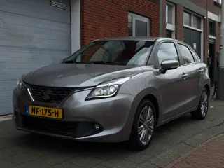 Suzuki Baleno 1.2 Smart Hybrid High Executive Adaptief Cruise Camera Carplay StoelVerwarming Nette A