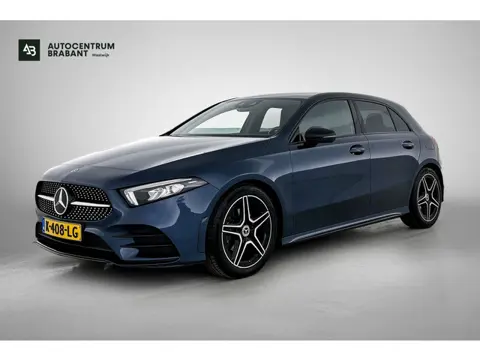 Mercedes-Benz A-klasse 180 Business Solution AMG (SFEERVERLICHTING, CAMERA, NAVIGATIE, STOELVERWARMI