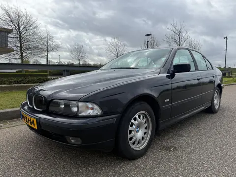 BMW 523i Sedan Automaat