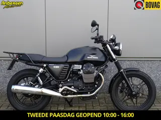 Moto Guzzi V 7 STONE (bj 2014)