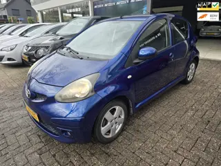 Toyota Aygo 1.0-12V Sport | 2E EIGENAAR | 12MND GARANTIE | AIRCO | NW APK | ELEC PAKKET | LMV |