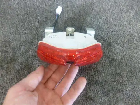 ACHTER LICHT Suzuki GSX R 600 2011 - 2014