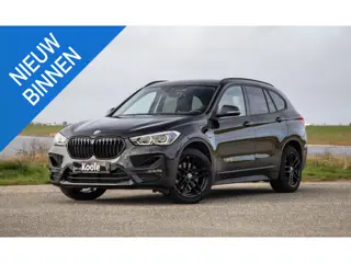 BMW X1 xDrive25e Executive BLACK LINE / CAMERA / CARPLAY / HEAD UP DISPLAY / LEDER / LED / CRUISE CO