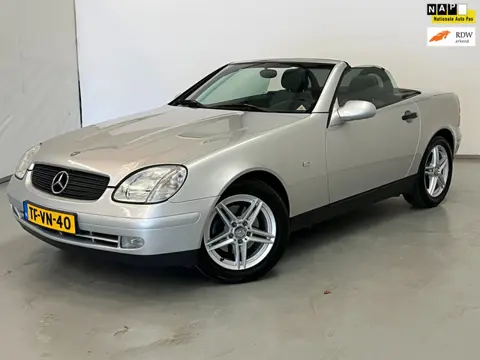 Mercedes-Benz SLK-klasse 200 / NL-auto / Leder / Bluetooth