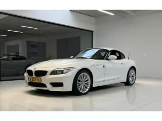 BMW Z4 Roadster sDrive23i | Stoelverwarming | Leder | 18" | Hifi Professional systeem