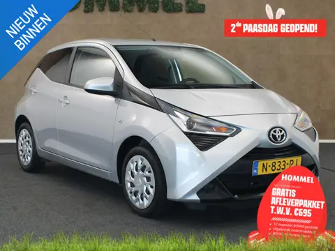 Toyota Aygo 1.0 VVT-i x-play - APPLE CARPLAY/ANDROID AUTO - CAMERA - ELEKTRISCHE RAMEN VOORZIJDE - A