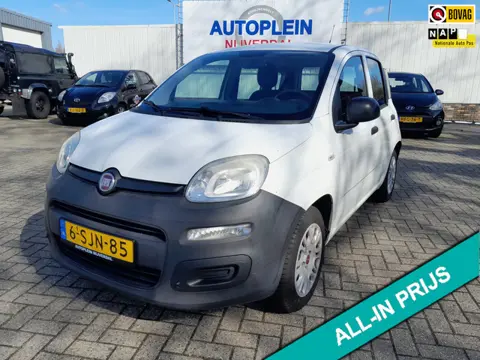 Fiat Panda 0.9 TwinAir Panda op zoek naar een zuinig autootje voor weinig geld?