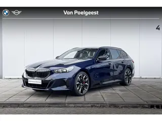 BMW 5 Serie Touring 550e xDrive M-Sport Pro / Bowers en Wilkins Audio / Carbon interieurlijst / 21 i