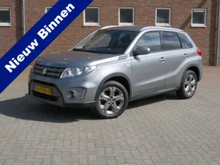 Suzuki Vitara 1.6 Exclusive Allgrip * Rijklaarprijs incl. garantie * Trekhaak * Navigatie * Camera *