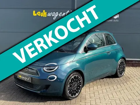 Fiat 500 e La Prima 42 kWh *pano *carplay *keyless *camera