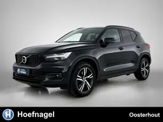 Volvo XC40 2.0 T4 Momentum | Automaat | Cruise control | Stoel & stuurverwarming | CarPlay | Camera 