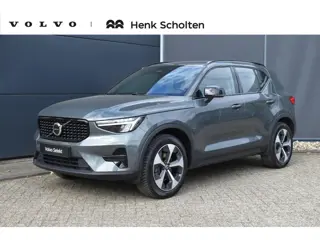 Volvo XC40 B4 Plus Dark | Semi Elektrische Wegklapbare Trekhaak | Allseason banden | 19'' lichtmetal