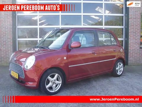 Daihatsu Trevis 1.0 5 Deurs Nieuwe APK!!! t/m 26-3-2027.