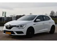 Renault MEGANE 1.2 TCe Zen Camera|Cruise