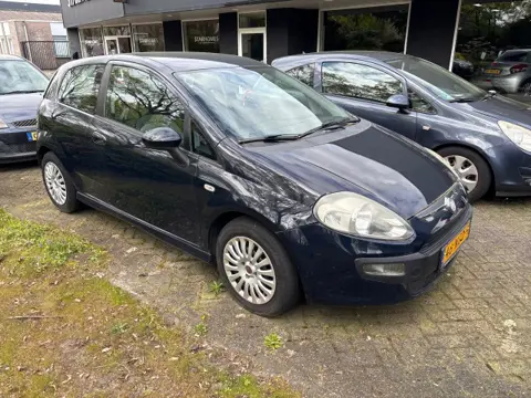 FIAT PUNTO 1.3 M-JET DYNAMIC / EXPORT / TURBO STUK / AIRCO / CRUISE