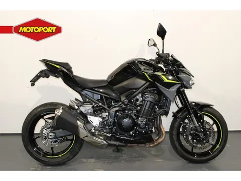 Kawasaki Z 900 (bj 2024)