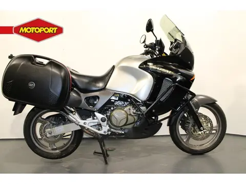 Honda XL 1000 V varadero (bj 2000)