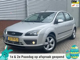 Ford Focus 1.6-16V Airco Cruisecontrol Trekhaak D.Riem vervangen