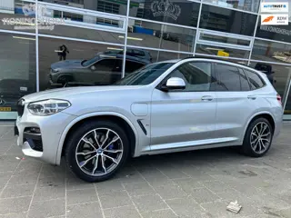 BMW X3 XDrive30e High Executive M-Tech stoelen