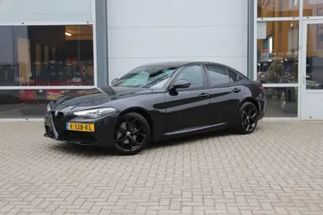 ALFA ROMEO GIULIA 2.0T SPRINT/VELOCE.INT/STOEL.STUUR.VERW/ADAP.CRUISE/19