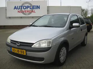 Opel Corsa 1.2-16V Comfort goedkope auto met nieuwe apk!