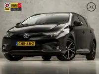 Toyota Auris 1.8 Hybrid Sport Automaat (NAVIGATIE, CLIMATE, CAMERA, STOELVERWARMING, GETINT GLAS, SP