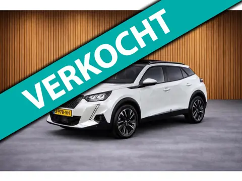 Peugeot 2008 1.2 PureTech Allure 130PK Pano, 18 Inch, Parelmoer,Nieuwstaat.