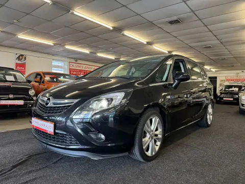 Opel Zafira Tourer 1.4 Cosmo 7p. Cruise/climate, navi,BT, parkersens en veel meer