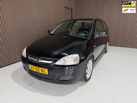 Opel Corsa 1.2-16V Silverline Carplay/ Nieuwe apk.