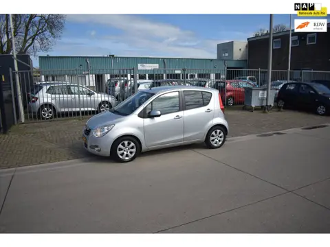 Opel Agila 1.2 Enjoy