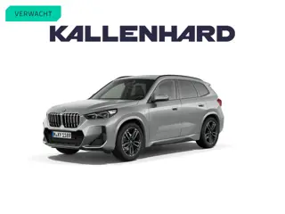 BMW X1 sDrive18i M-Sport - Pano - Memoryzetel - Trekhaak - Harman Kardon