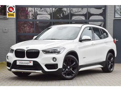 BMW X1 sDrive18i High Executive | Sport line | ACC | Leer