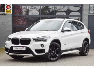 BMW X1 sDrive18i High Executive | Sport line | ACC | Leer