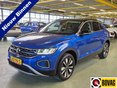 Volkswagen T-Roc 1.5 TSI -150pk- Automaat | Camera | Trekhaak | Navi | Rijklaarprijs incl. 1 jaar Bo