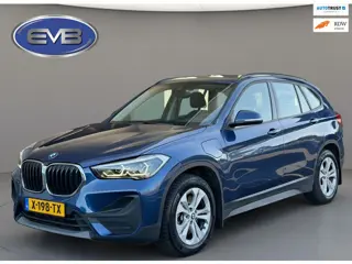 BMW X1 XDrive25e AUTOMAAT Executive, electrisch bedienbare achterklep,dab,stoelverwarming, led verli
