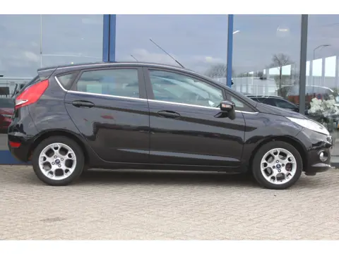 Ford Fiesta 1.25 82pk Titanium 5-DRS ECC LMV (bj 2012)