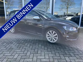 Volkswagen Golf Variant 1.2 TSI Highline Camera / Lmv / Pdc / Cruise / Nav / Clima