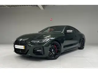 BMW 4 Serie Coupé 420i M-Sport | Camera | Privacy Glass | Voorbereiding Driving Assistance | 20" M-P