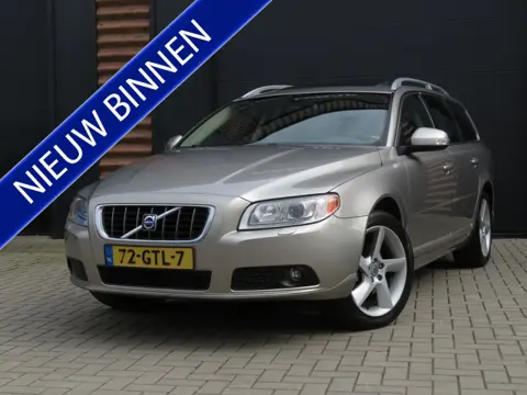 Volvo V70 2.0 Summum Airco Cr-Control Schuifdak Trekh Youngtimer