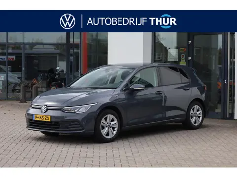 Volkswagen Golf 1.0 TSI Life Privacy glas, Ergo stoelen achteruitrijcamera (rear view), 3-zone clima