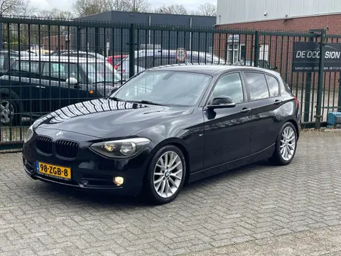 BMW 1-serie 116i Sport Line+, Navi, 5 deurs 97.000km