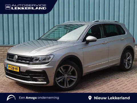 Volkswagen Tiguan R-Line 1.4 TSI 150pk DSG AUTOMAAT | CAMERA | NAVI | CLIMA | APPLE CARPLAY / ANDROI
