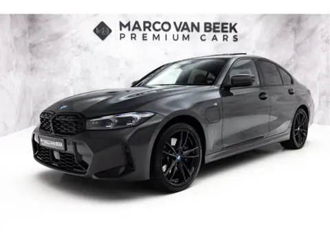 BMW 3-serie 330e xDrive M-Sport Pro | Pano | M-Stoel | Carbon | Dravit