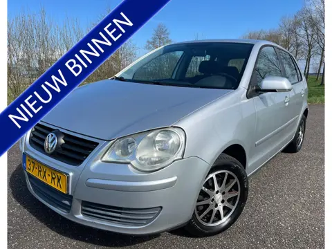Volkswagen Polo 1.4-16V | Airco | 5 DRS | Nieuwe apk